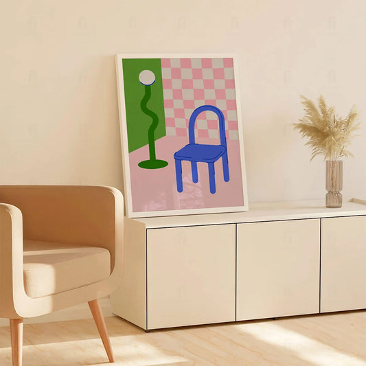 Plakat "Minimalistyczne Krzesło z Lampą" - Grafika w Stylu Scandi