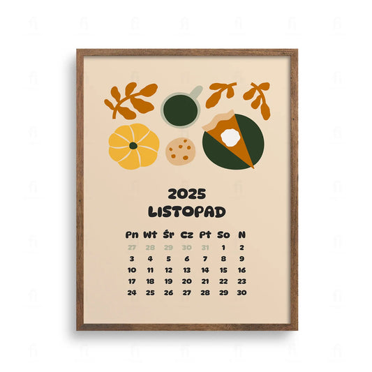 Plakat z kalendarzem na listopad 2025 roku, ozdobiony grafiką w stylu flat lay z kubkiem kawy, kawałkiem ciasta dyniowego, ciastkiem i dynią.