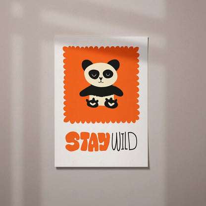 Plakat "Panda - Zostań Dziki" - Grafika z Pozytywnym Przesłaniem