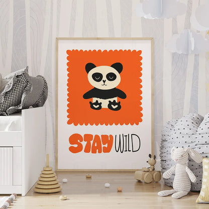 Plakat "Panda - Zostań Dziki" - Grafika z Pozytywnym Przesłaniem
